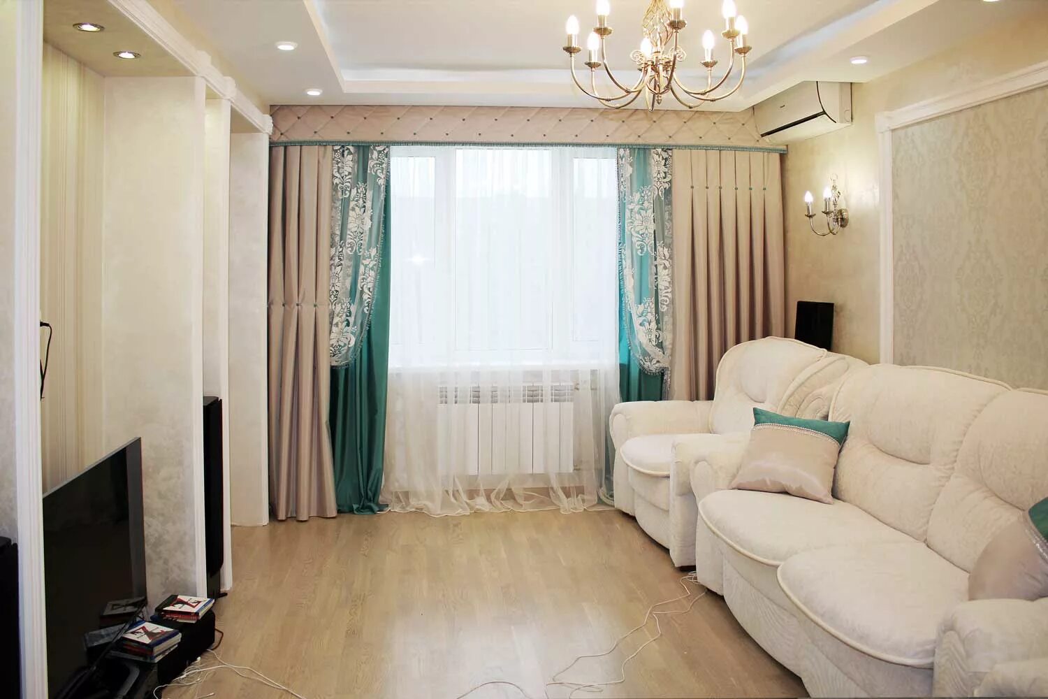 Rustic Country Living Room Curtains Winter living room, Home, Living room drapes