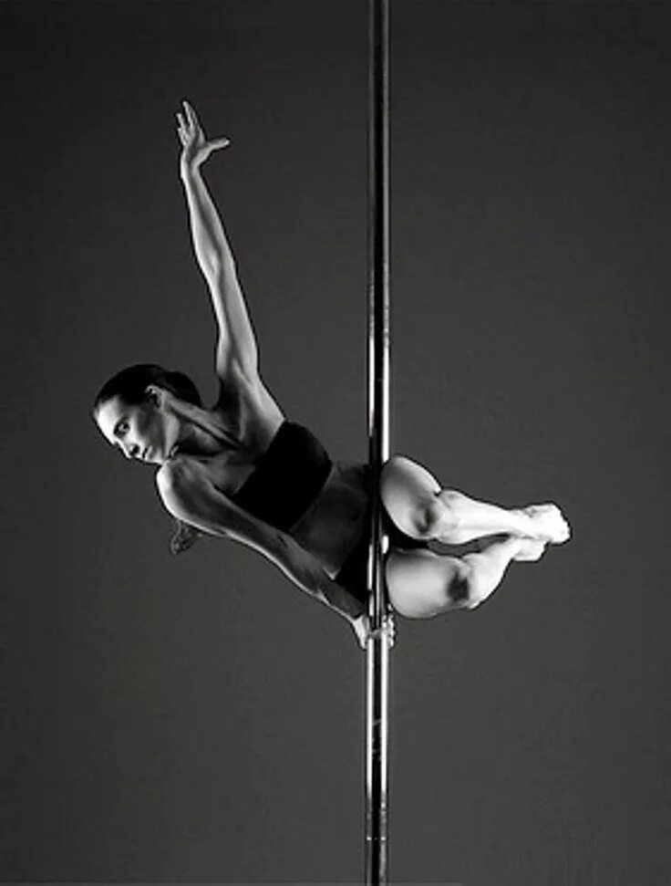Танцы на пилоне для начинающих. Pole4foryou пилон. Занятия на шесте. Полли дэнс. Танцы на пилоне для начинающих.