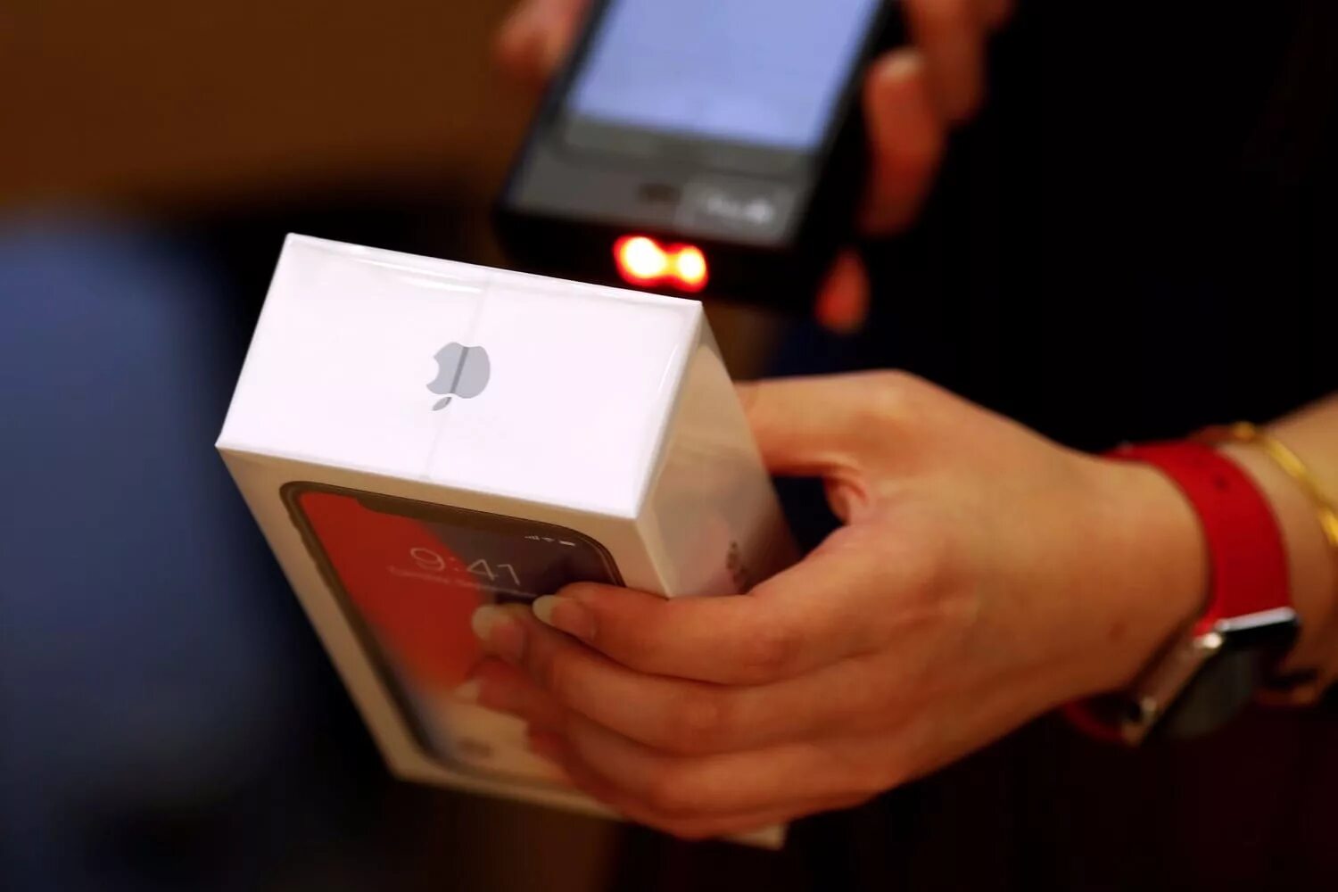 Iphone reader. Iphone reader