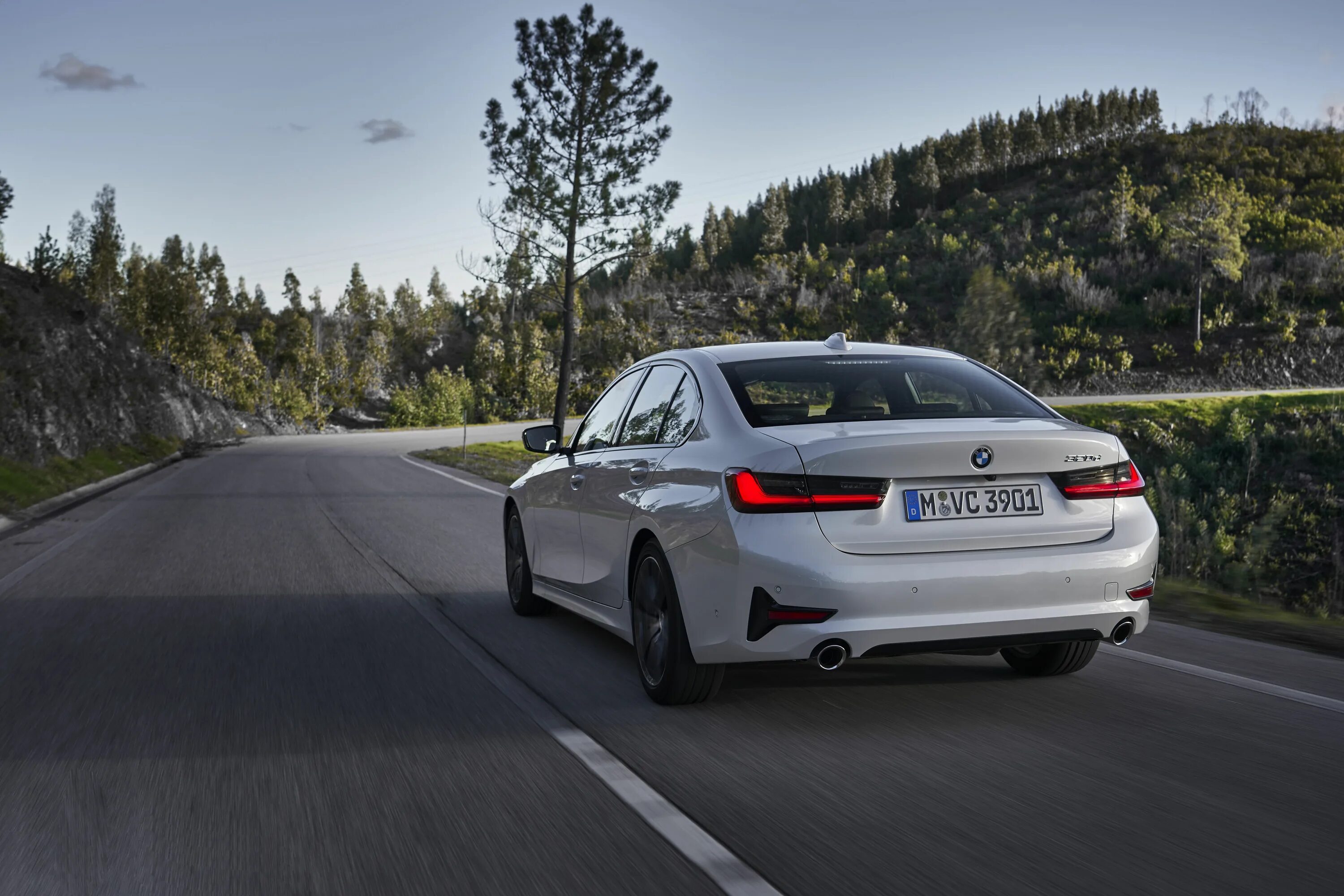 БМВ 3 gt 2019. БМВ g20 320d. BMW 3 g20 Sportline. BMW 320d 2019.