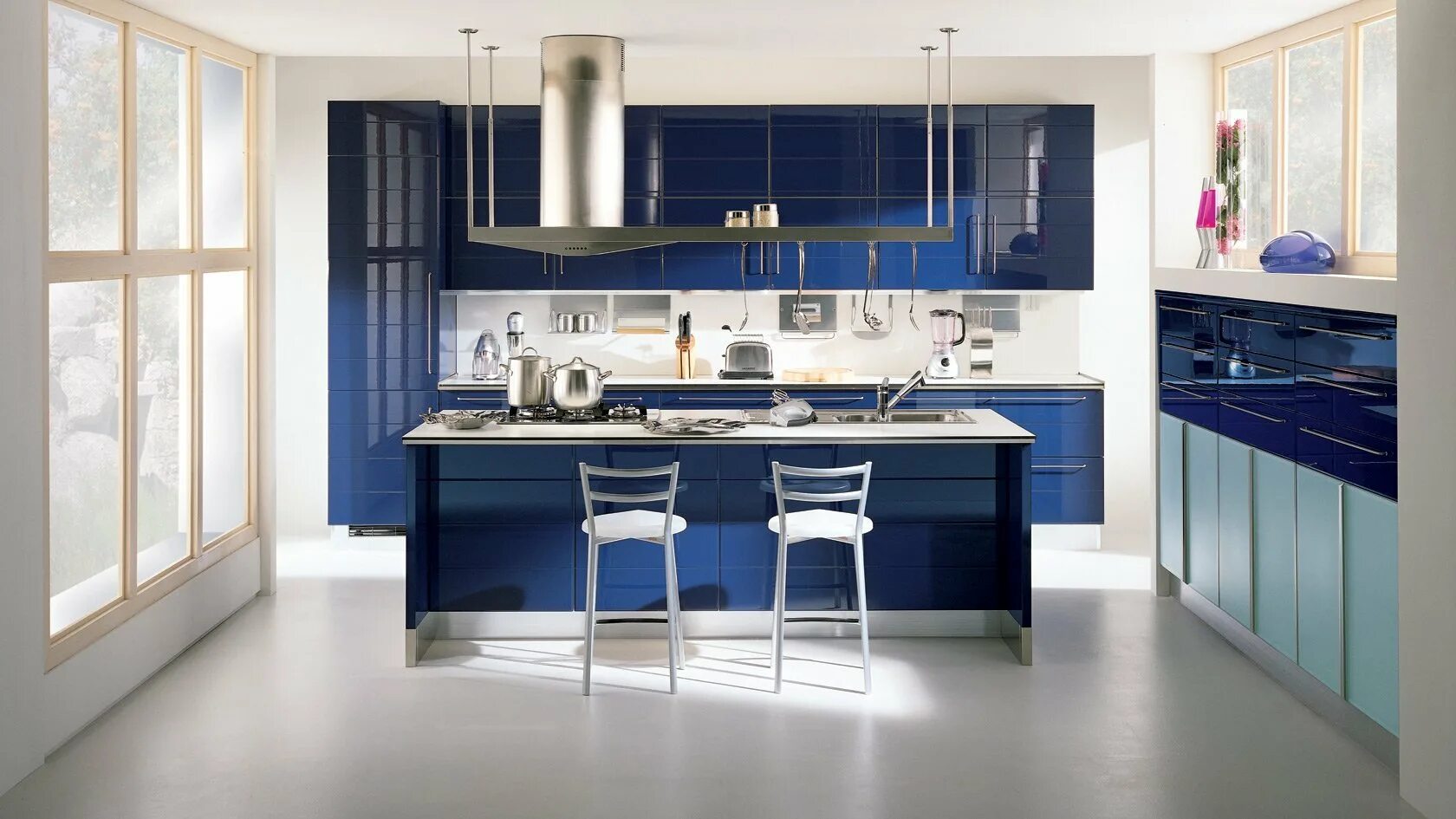 Синяя кухня. Кухни Скаволини голубая. Синяя кухня икеа. Кухня Scavolini голубая. Кухня икеа голубая.