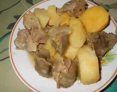 Куриные желудки с картошкой