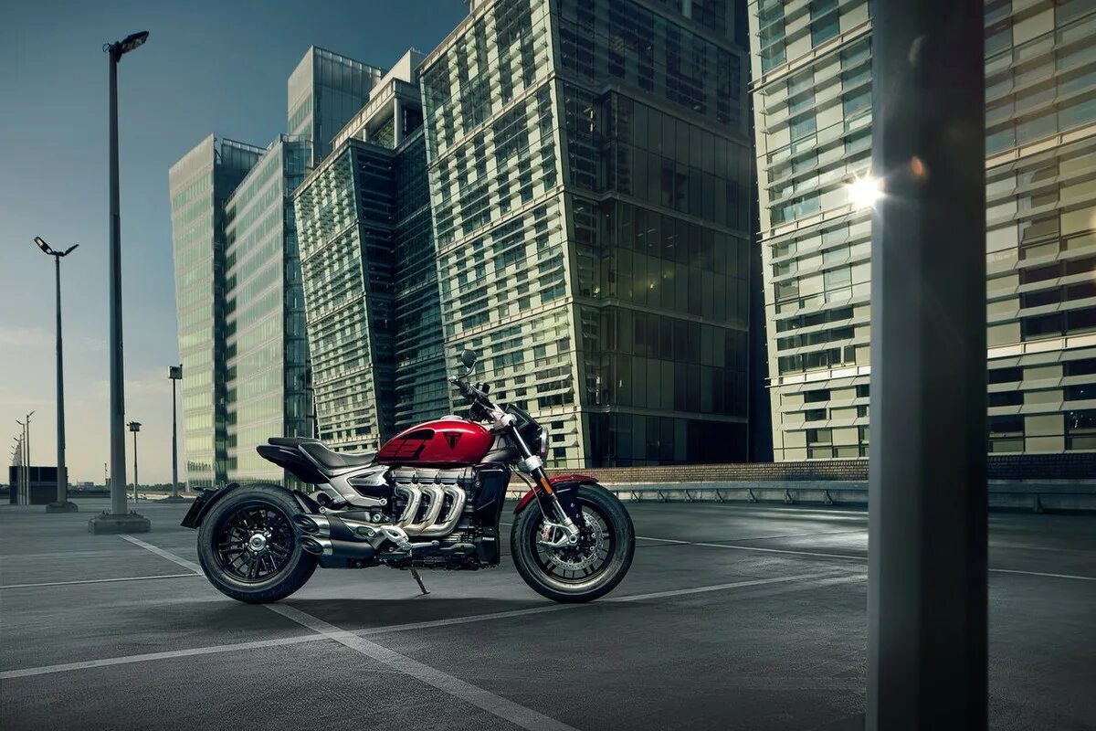 Триумф рокет 3 gt. Триумф рокет 3 2025. triumph rocket 3r. triumph rocket 2025.