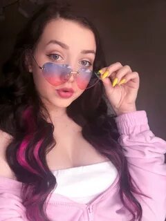 lydia love 🦋 у Твіттері: "when i grow up i want to be a bratz doll 🦋...