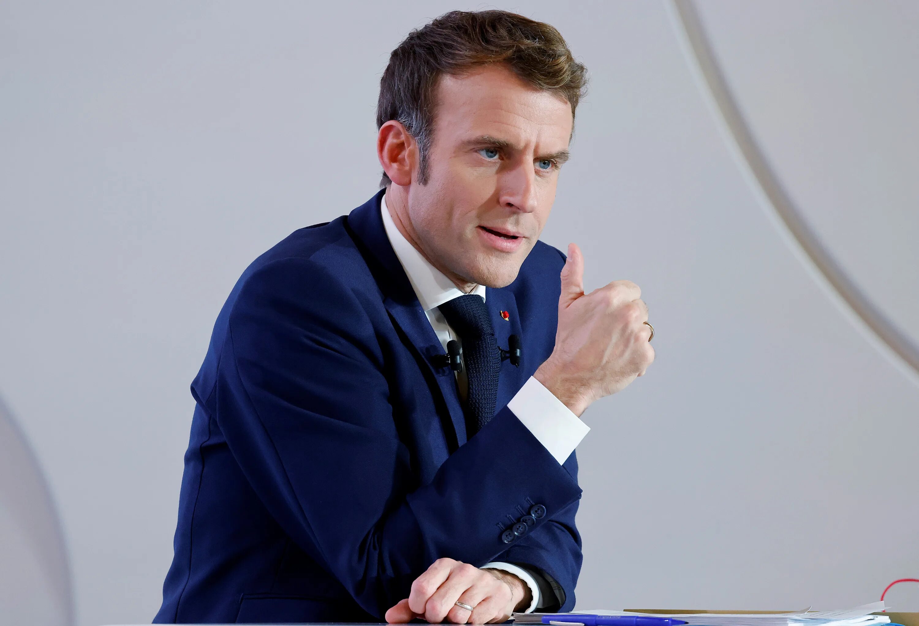 Макрон что это. Эммануэль макрон. эммануэль макрон 2025. эммануэль макрон фото. макрон интервью.