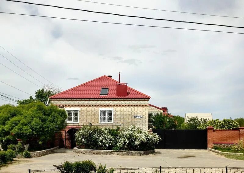 Коттедж свадебный екатеринбург демьяна бедного. Дом 85,5 м² на участке 4,4 сот отзыв (не менее 300-500 символов). Новостройка михайловка волгоградская область. Золотой ключ недвижимость михайловка волгоградской области. Дом в михайловке.