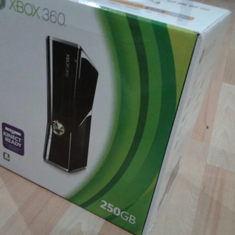 Фрибут 500 рублей. Xbox 360 Slim 250gb. Xbox 360 Slim freeboot. Коробка от Xbox 360 Slim. Xbox 360 Slim с коробкой.