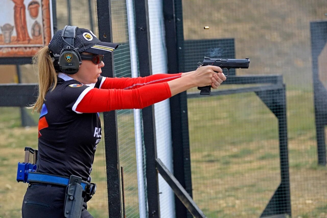 Стрельба спортивная секция. Тир стрельба. Пулевая стрельба красноярск. Стрельба. Пулевая стрельба гто.