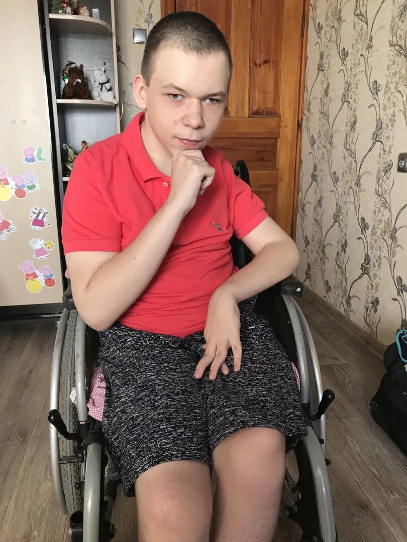 Взрослых инвалидов дцп. Дцп. инвалид дцп. дцп у взрослых. мальчик с дцп.
