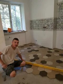 Частный плиточник