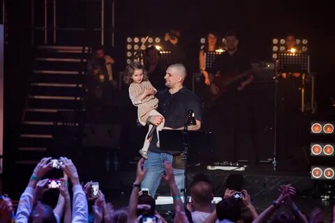 Концерт басты 10 октября