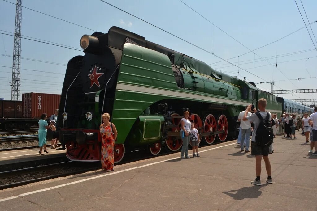 Золотое кольцо ретропоезд. Туристический ретро поезд золотое кольцо России. Золотое кольцо России на ретропоезде. Ретро поезд экскурсии Кострома. Поезд ярославль анапа 2024 год