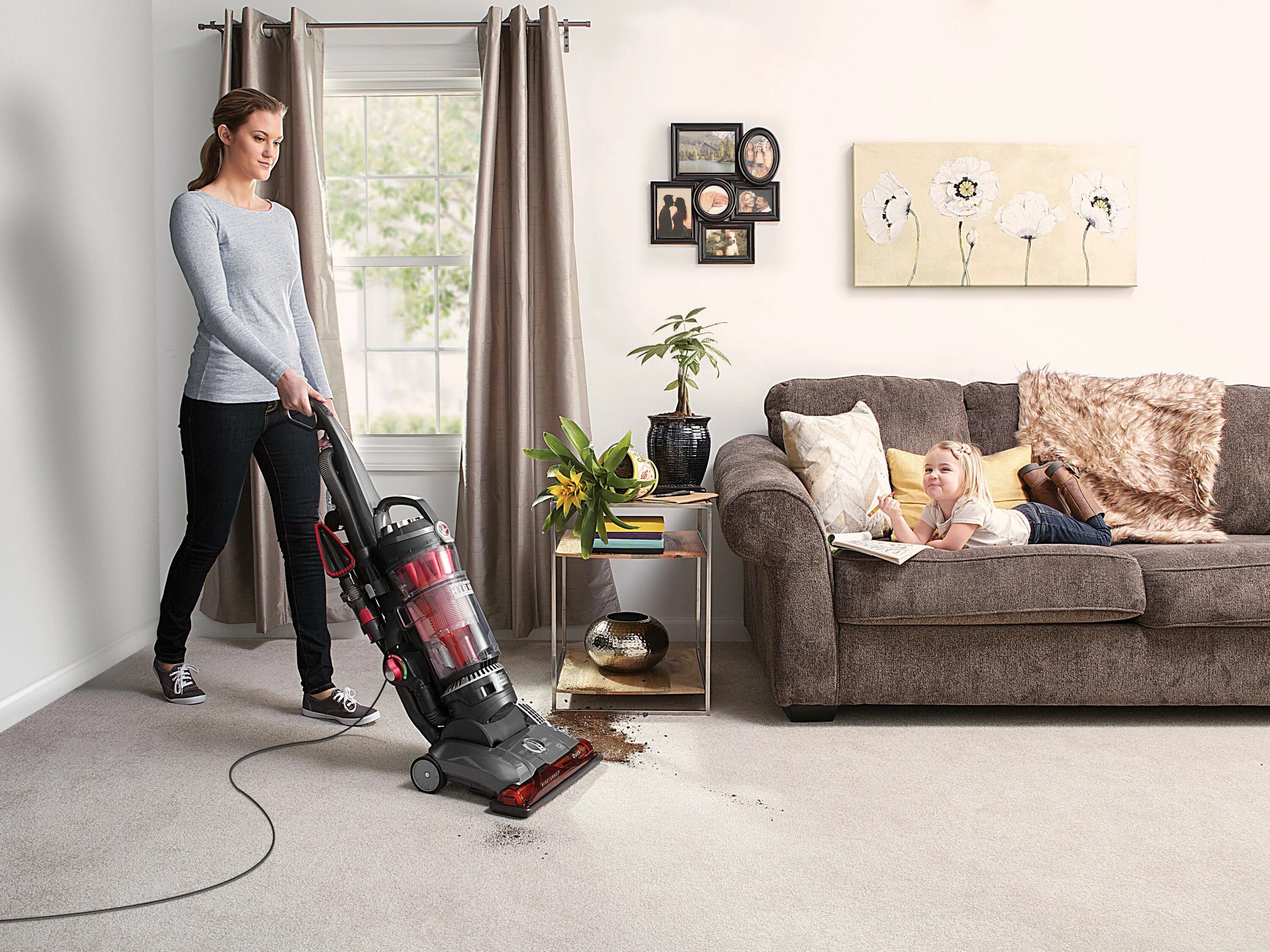 Выбираем бюджетный пылесос. Вертикальный пылесос топ 2025. hoover vacuum cleaner. моющий пылесос hoover. вертикальный пылесос hoover.