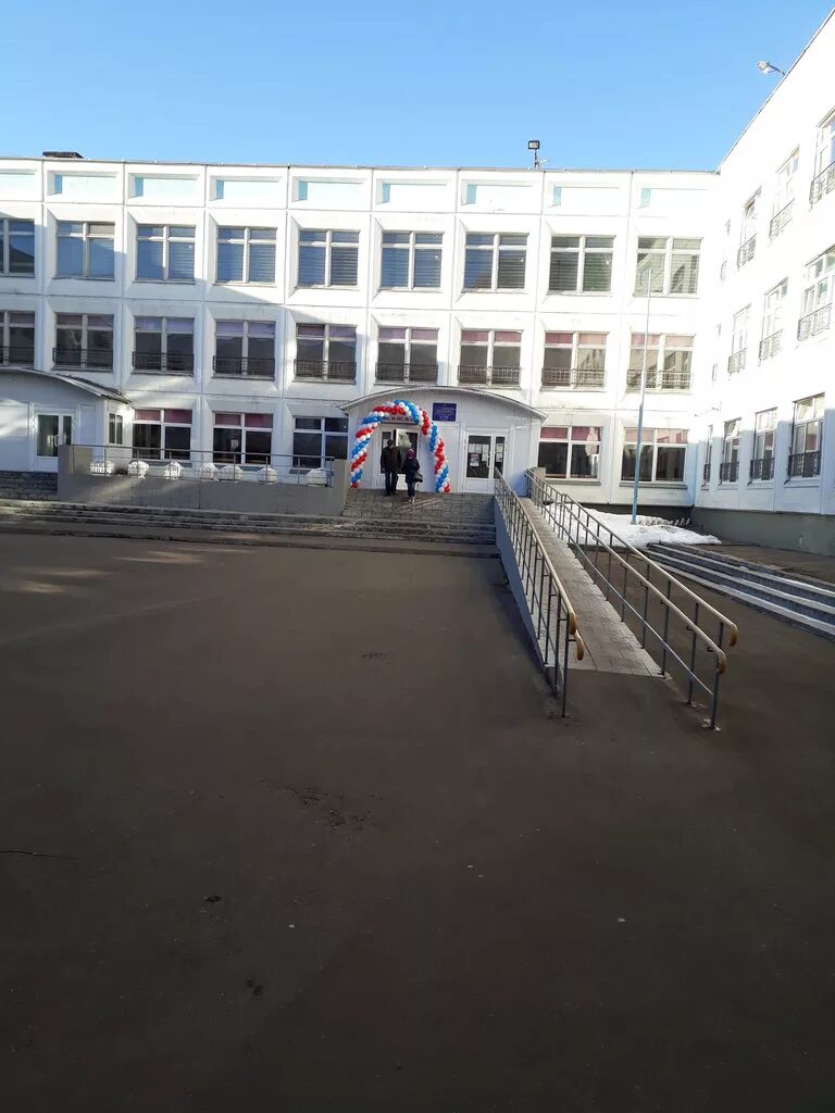 Школа 1236 яблочкова. Школа 963 москва. Школа 1236 москва улица яблочкова. Школа 968 милашенкова. 1236 яблочкова 35г.