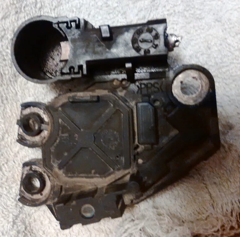 Щетки генератора рено меган 2 1. Щетки генератора рено меган 2. Щетки генератора рено меган 1. Щетки генератора valeo меган 1. 6.