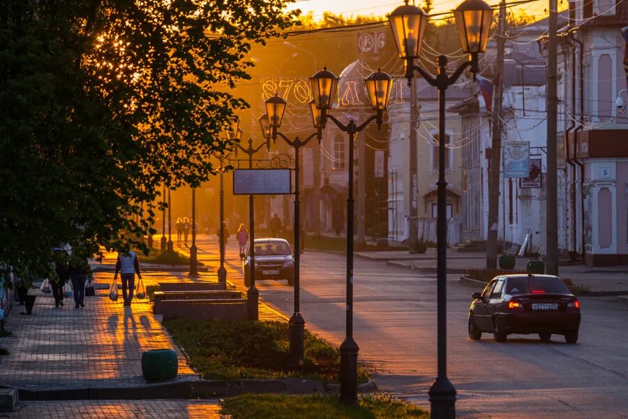 Посмотри как все горит это вечерний колорит. Вечерний колорит. могилев закат.