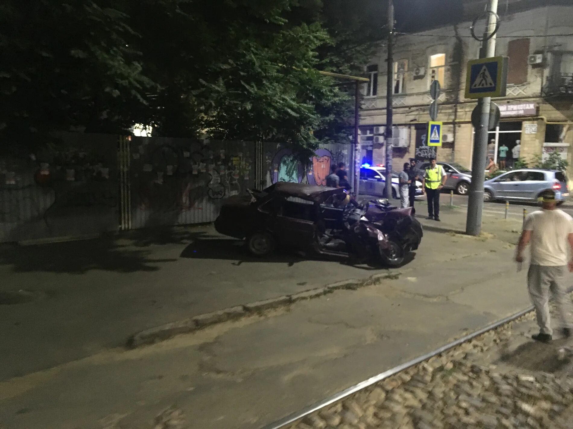 Дтп краснодар российская. Дтп краснодар ул красная. 09. В краснодаре врезался. В краснодаре врезался.
