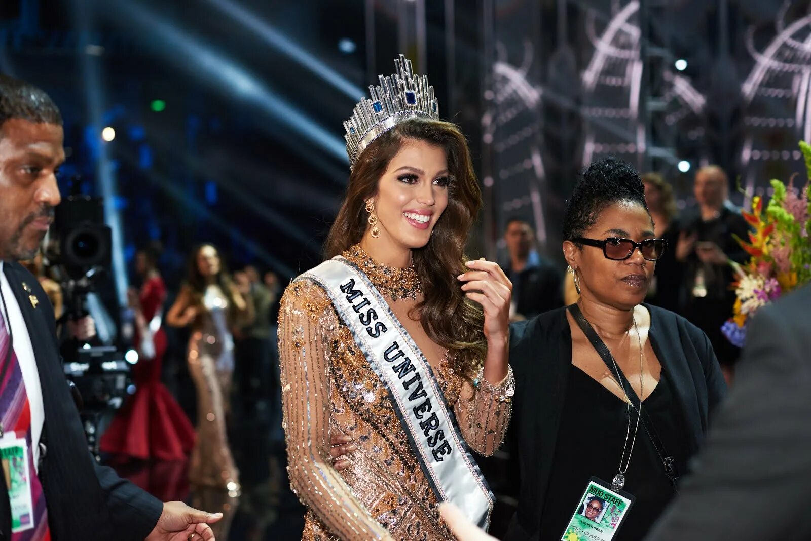 Франция конкурс красоты 2018. Франция конкурс красоты. Ирис миттенар франция мисс вселенная-2016. Конкурс франция. Конкурс франция.