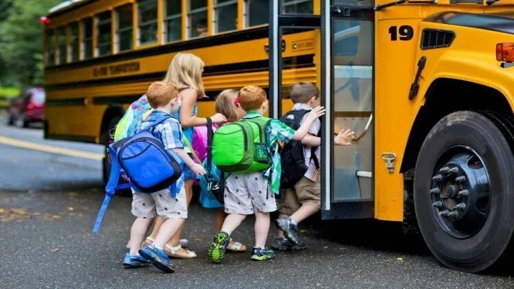 Дети в общественных местах. Общественные места. Безопасность на автобусных экскурсиях. Автобус для перевозки детей.