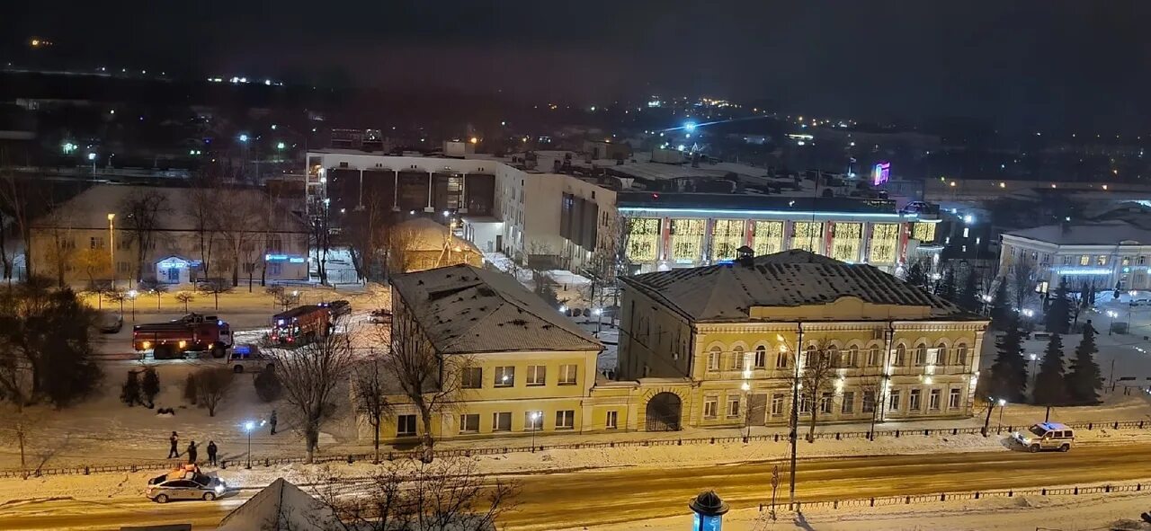 Администрация Дмитров. Дмитров детка подслушано. Администрация Дмитровского городского округа. Дмитров администрация фотографии здания. Это дмитров детка в контакте подслушано