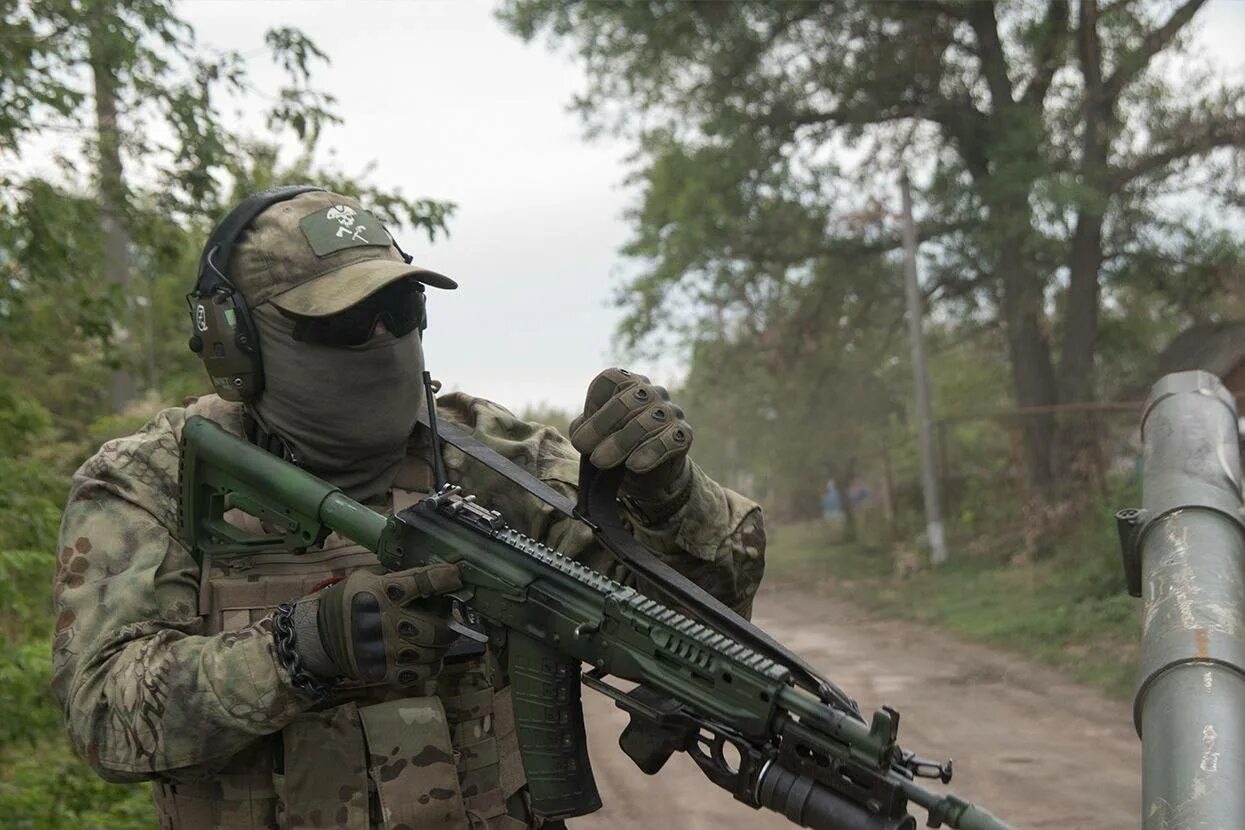 Бойцы чвк на украине. Солдат ЧВК Вагнер. Боец ЧВК Вагнер. ЧВК штурм.