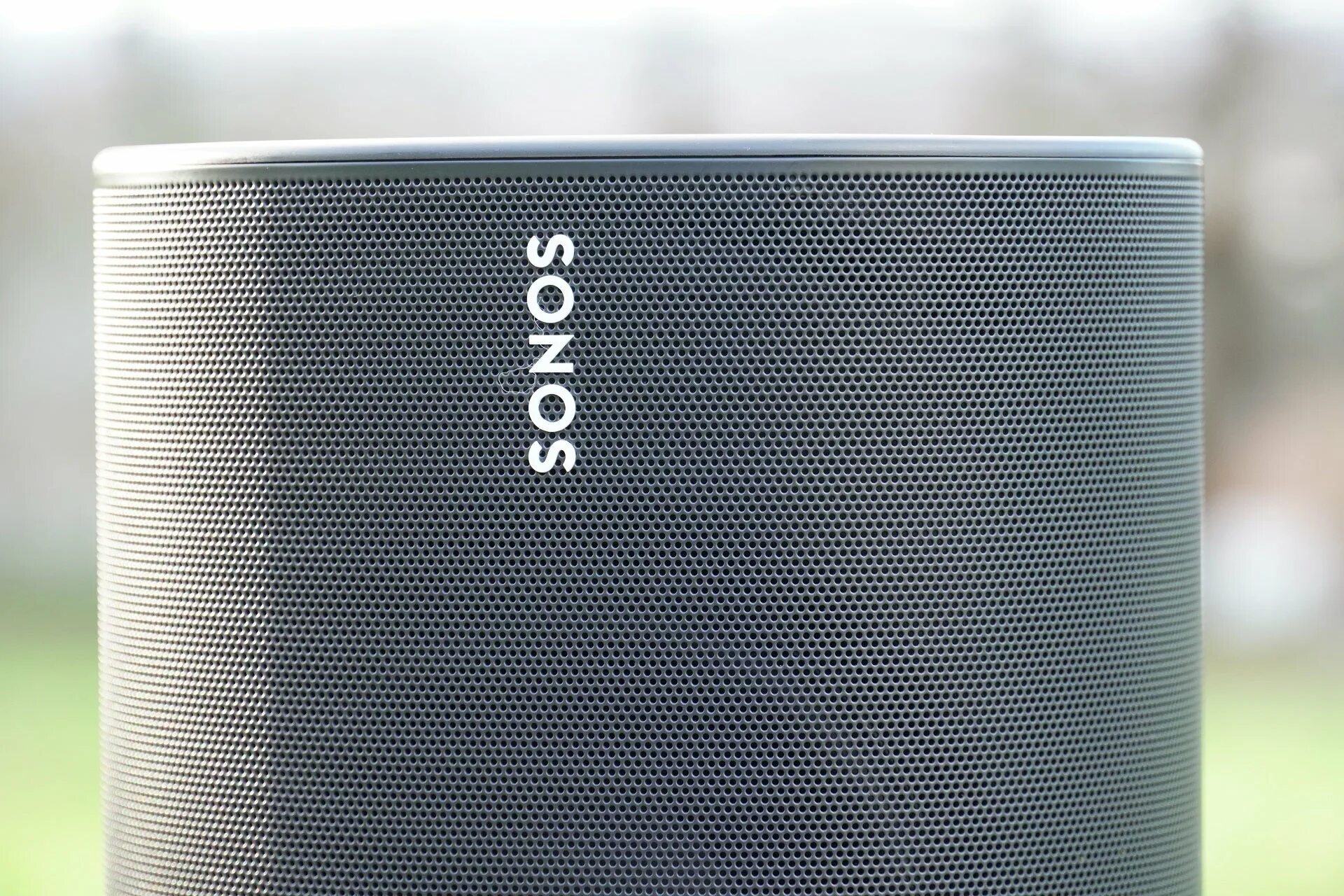 Sonos move. Sonos. Sonos one. Sonos реклама. Sonos картинки.