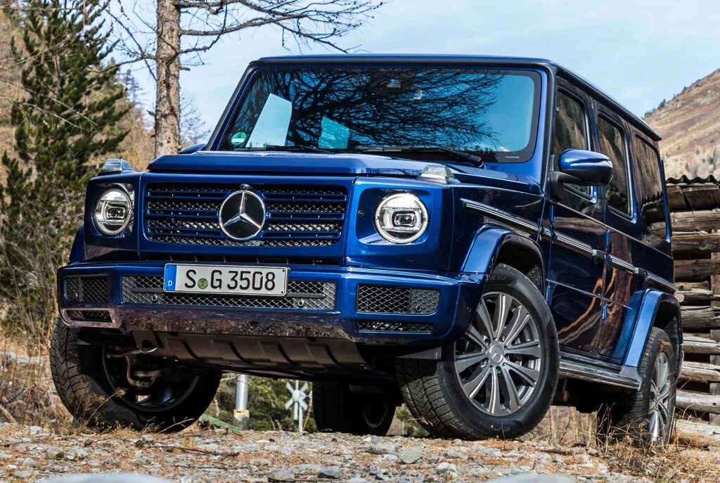 Купить новый гели. Mercedes-Benz g350. Мерседес Бенц Гелендваген. Mercedes Benz g350d новый. Мерседес g350d 2020.