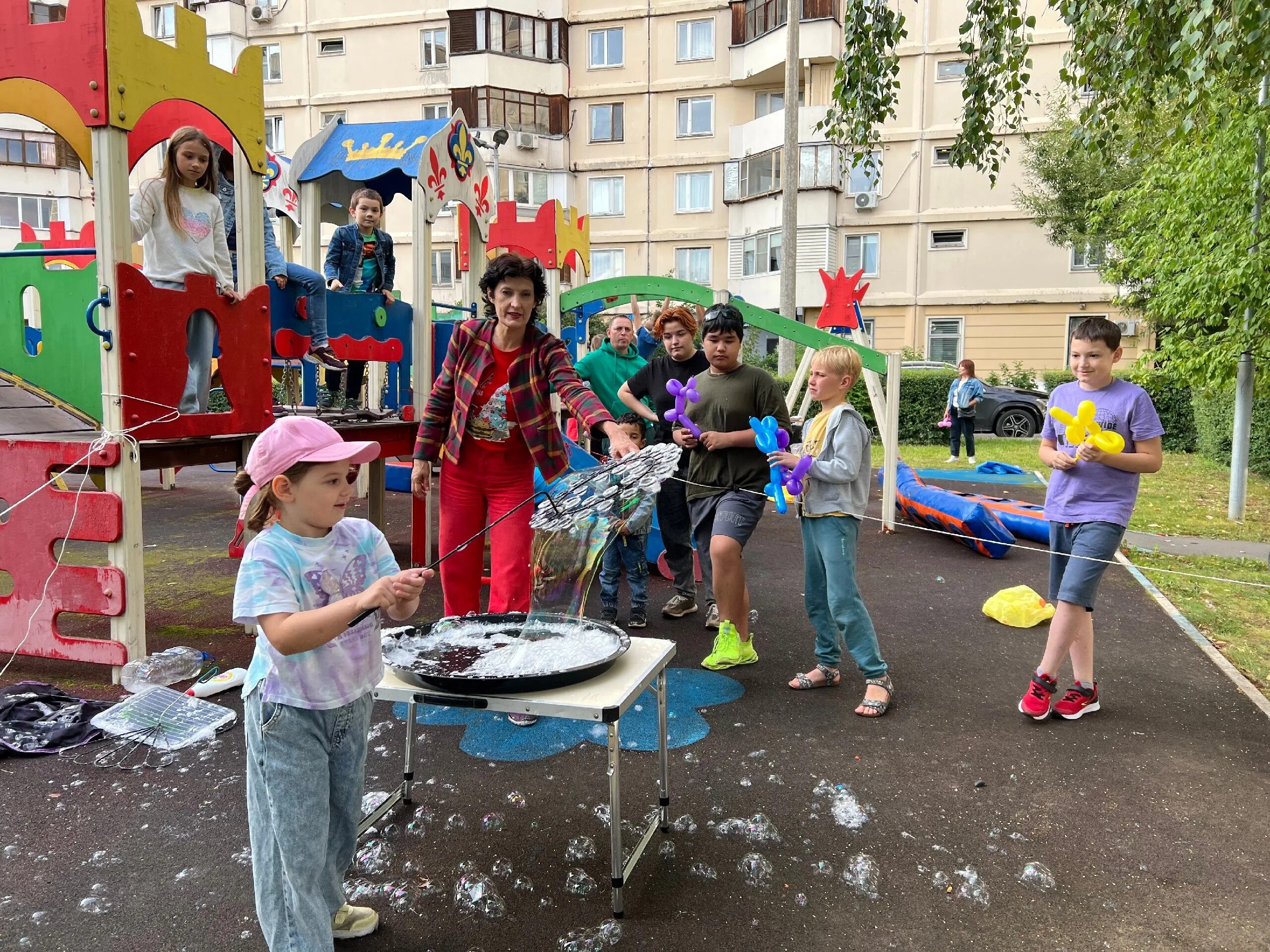 С днём рождения 21 год. 21 год на дворе. 21 год на дворе. С днём рождения 21 год девушке. 21 год на дворе.