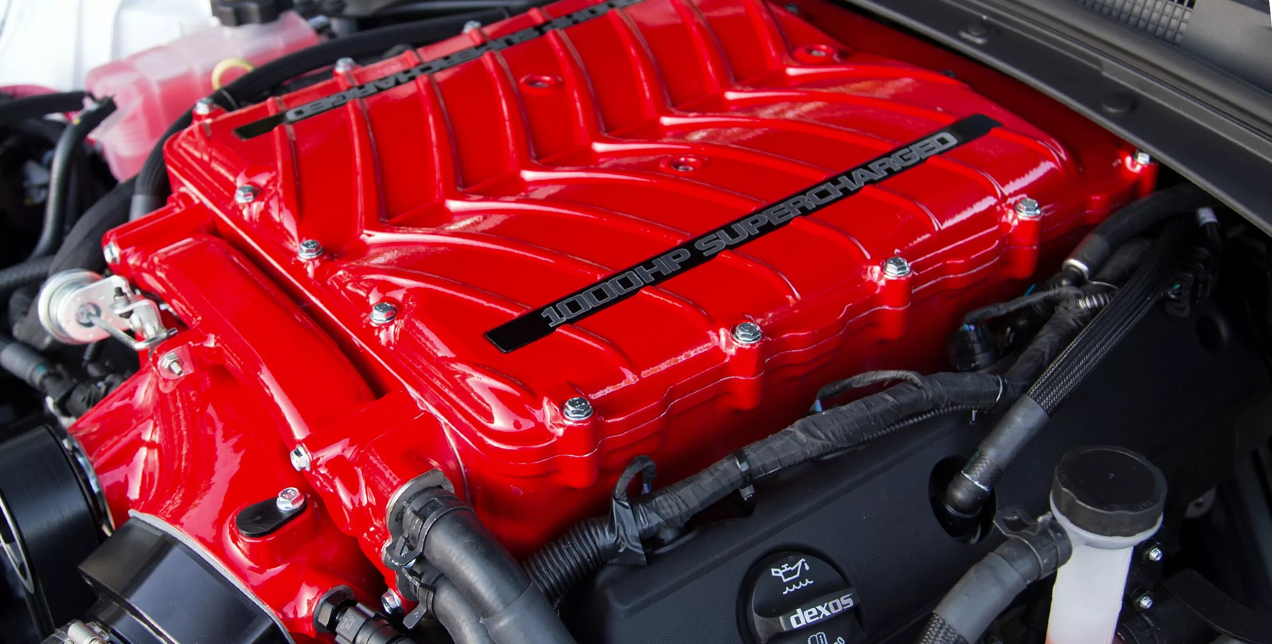 V8 сколько лошадей