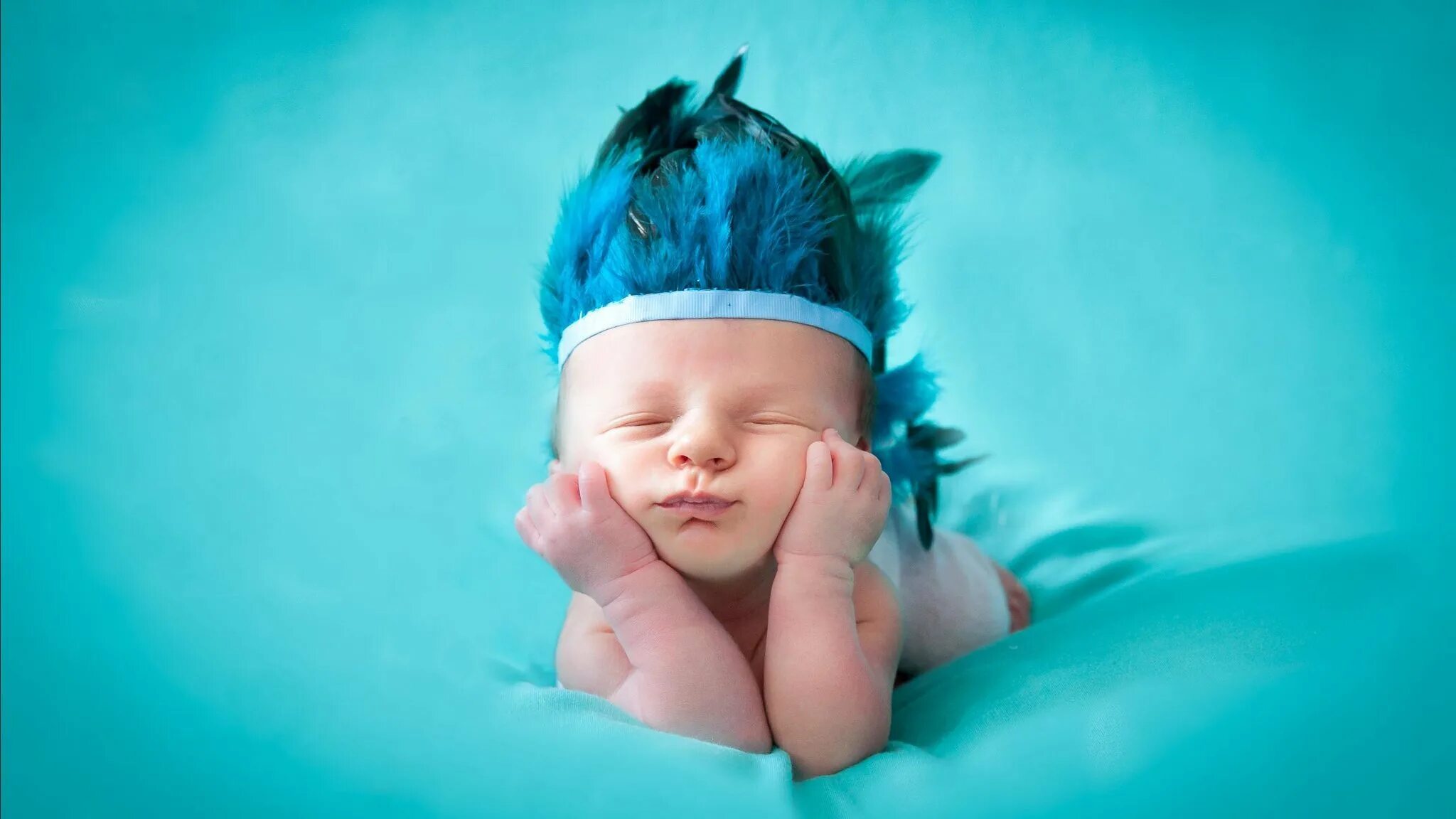 Новорожденный малыш. Новый год дети елка. Новый baby. Новый год дети. Малыш в новогодней шапочке.
