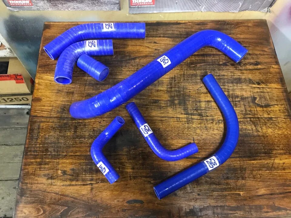 Cs20 патрубки силиконовые. Патрубки cs 20. 8. Силиконовые патрубки мондео 3. Комплект патрубков ваз 2107.