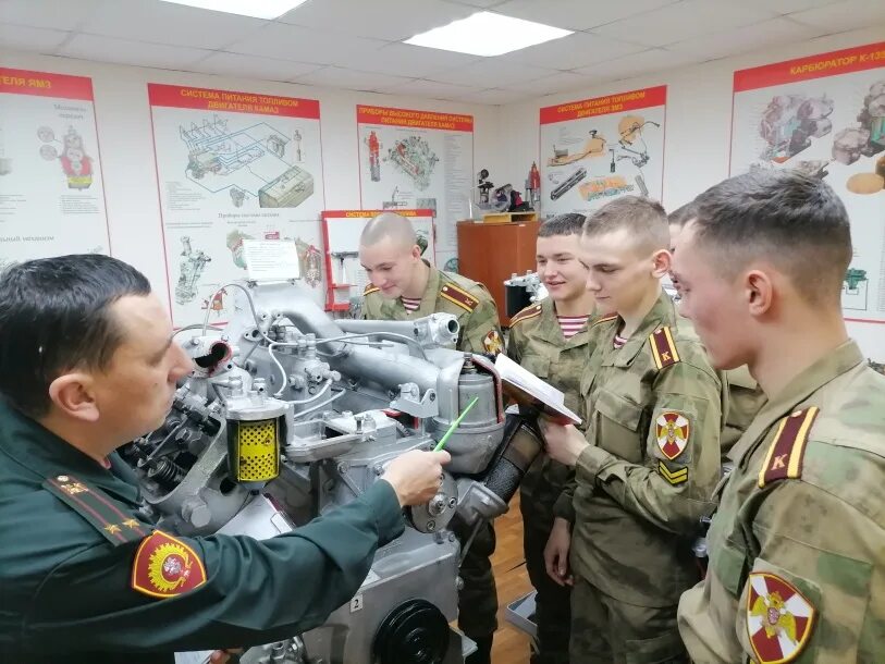 Санкт петербургский институт военной инженерии. Военно учебные заведения. Военное кпп. Вту гш вс рф. Вту мо рф балашиха.