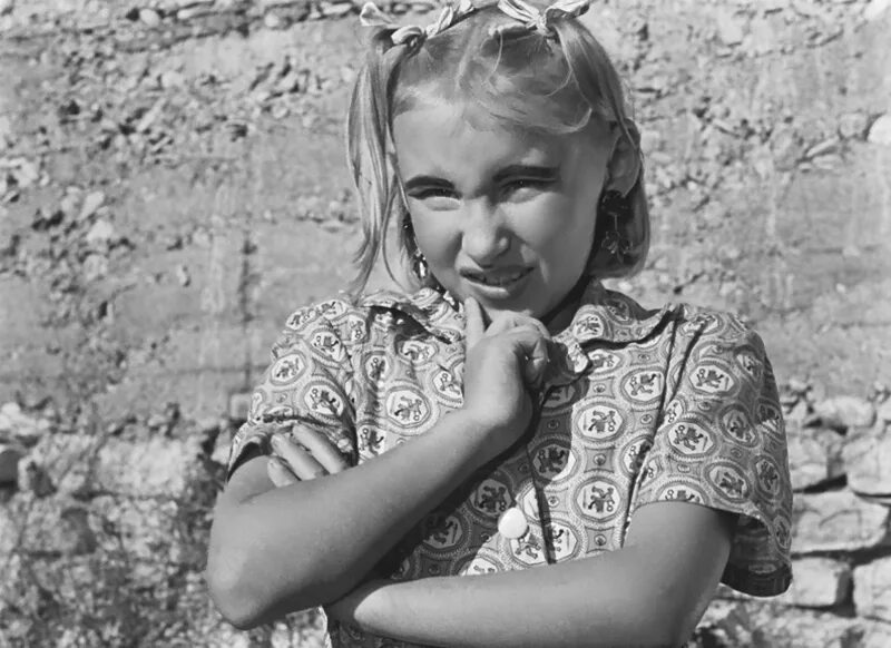 элема климова «добро пожаловать, или посторонним вход воспрещен». вавилоны на голове. митрофанова фильм добро пожаловать. прическа корабль на голове. митрофанова из фильма посторонним вход воспрещен.