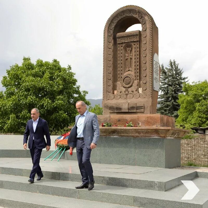 Канал ереван. Памятник жертвам Спитакского землетрясения. Недостроенного мемориального комплекса "Спитак". Землетрясение в Армении и мемориал.