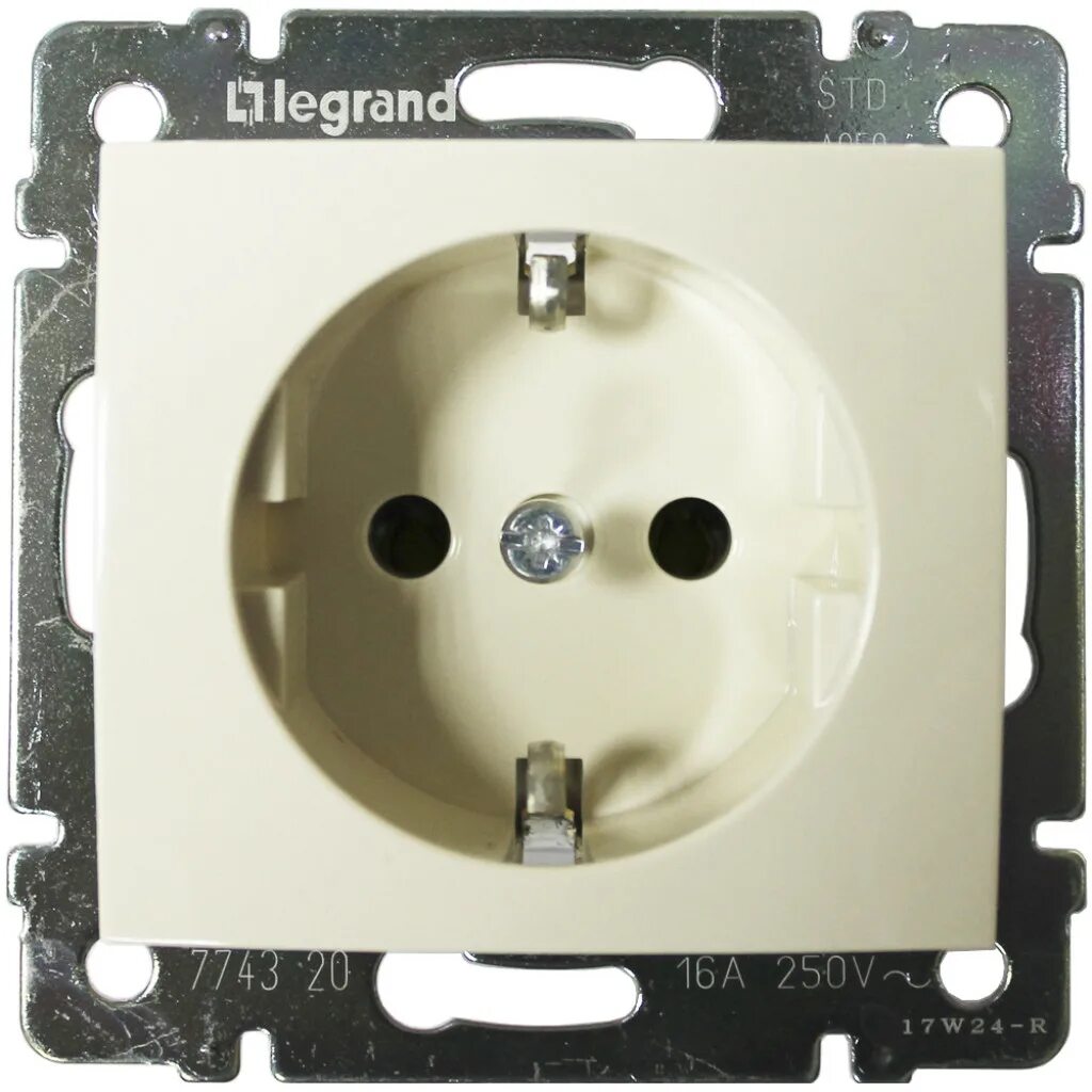 Розетки legrand слоновая кость. 774321 Legrand Valena розетка. Розетка Legrand 774320. Розетка Legrand Valena 774321,16а, с защитной шторкой, с заземлением, слоновая кость. Розетка Легран Валена.