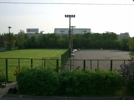 Теннисный корт лужники