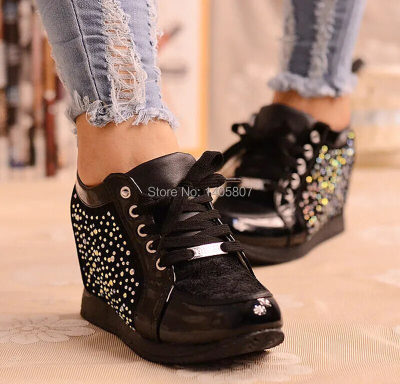 ботинки со стразами женские.