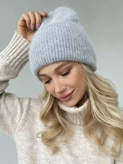 Шапка из ангоры спицами с отворотом