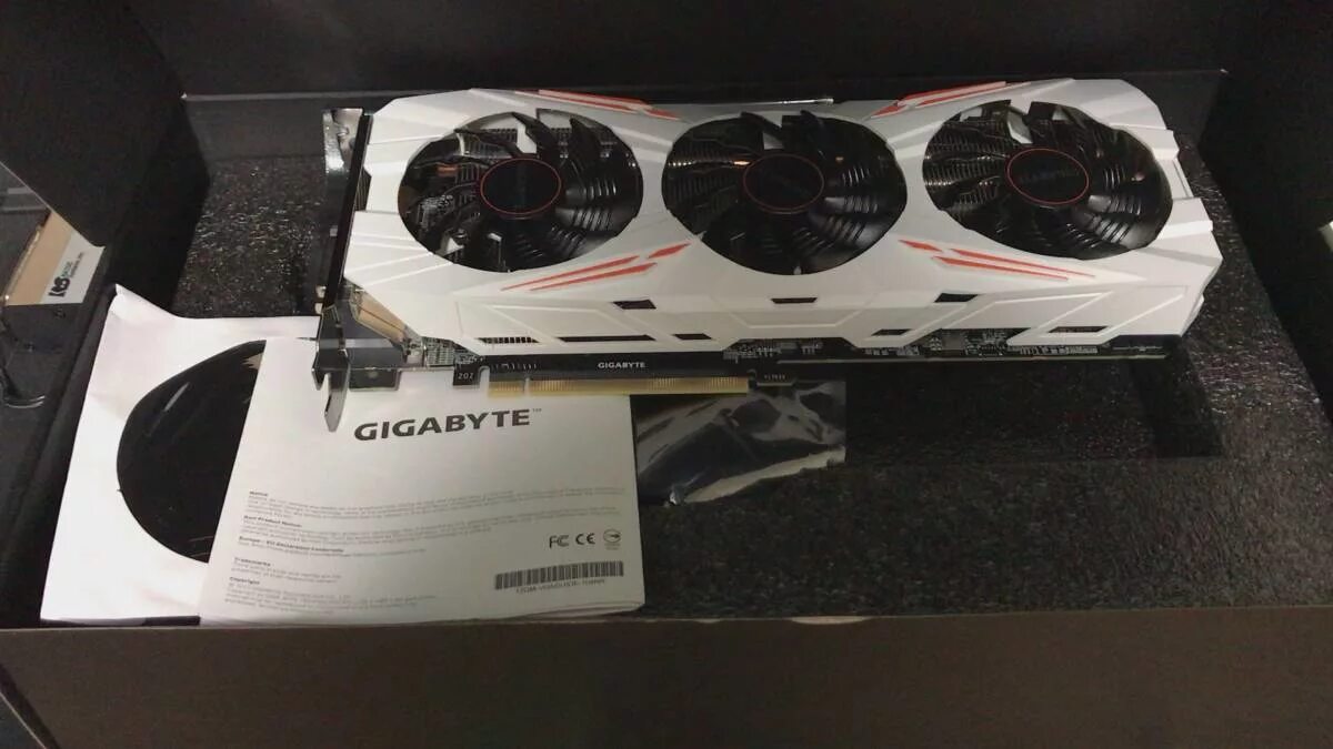 Gigabyte gtx 1080 ti gaming oc 11g