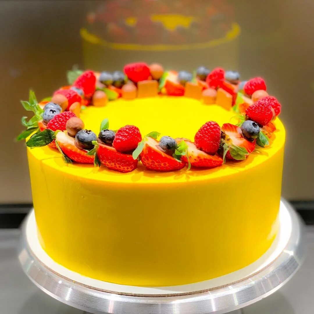 Кондитерская винни пух торт захер. Миндальный торт икеа almondy. Торт триумф отзывы. Tortlar. Торт пьяная вишня из магнита.