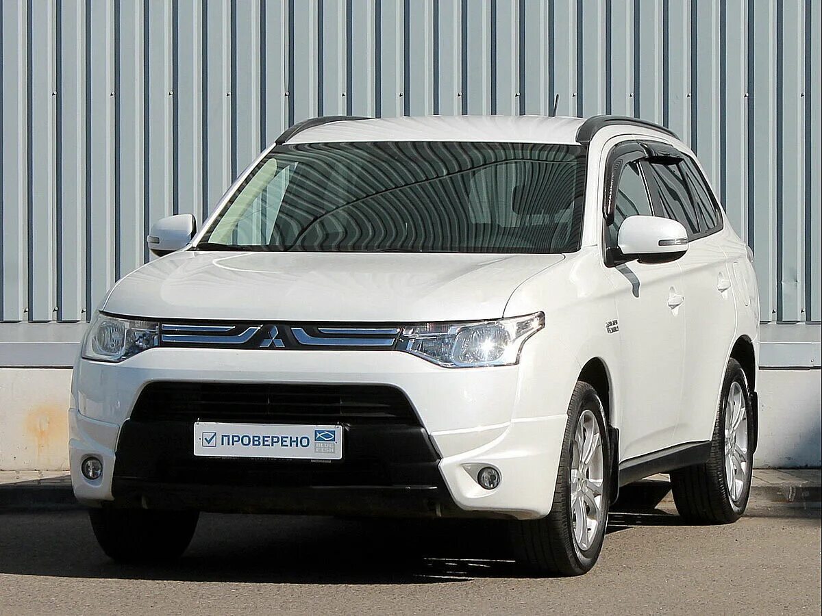 Mitsubishi Outlander 2013 4wd. Мицубиси Outlander 2013. Mitsubishi Outlander 4wd. Митсубиси Аутлендер 2013. Купить митсубиси аутлендер 2013