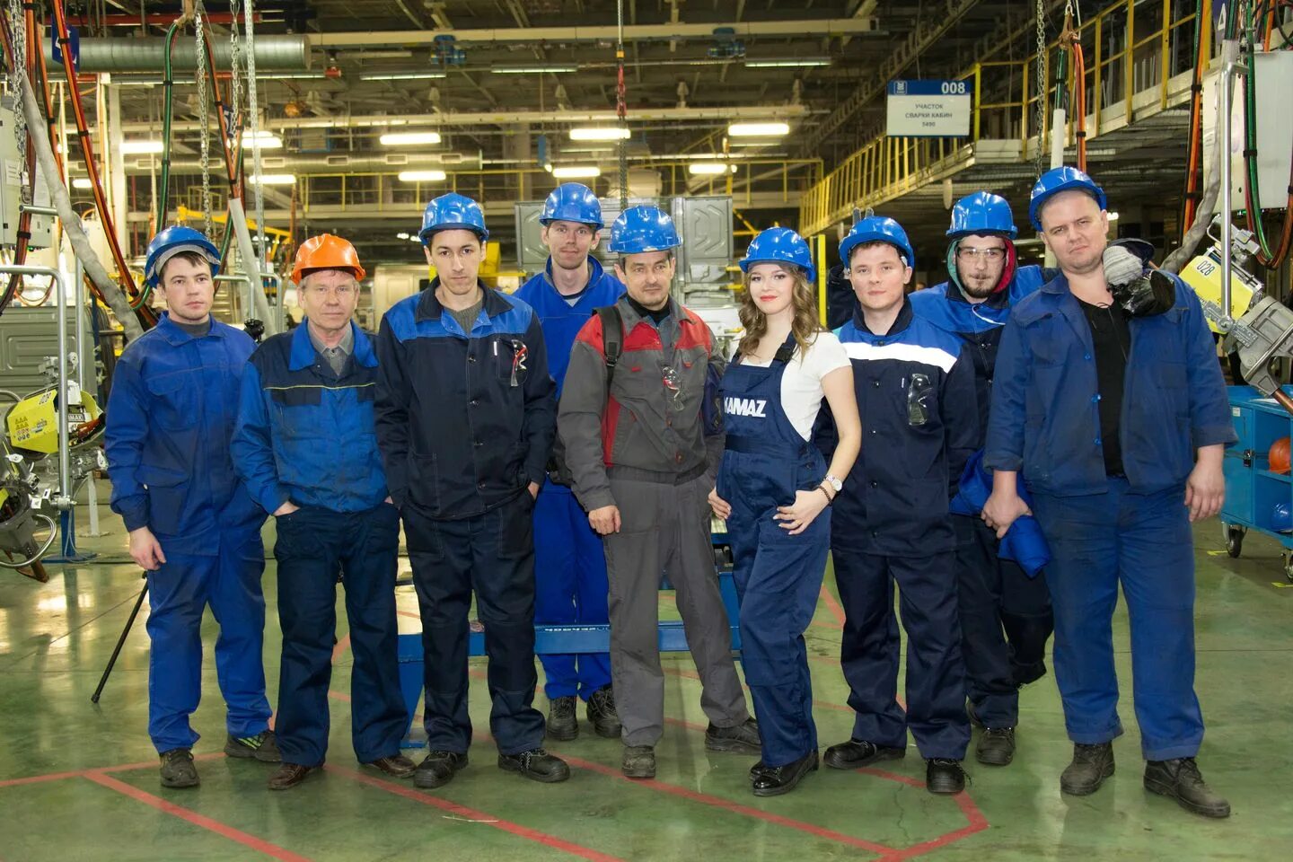 рабочий на заводе. пермь отзывы работников. пермь отзывы работников. галополимер пермь. пермь отзывы работников.