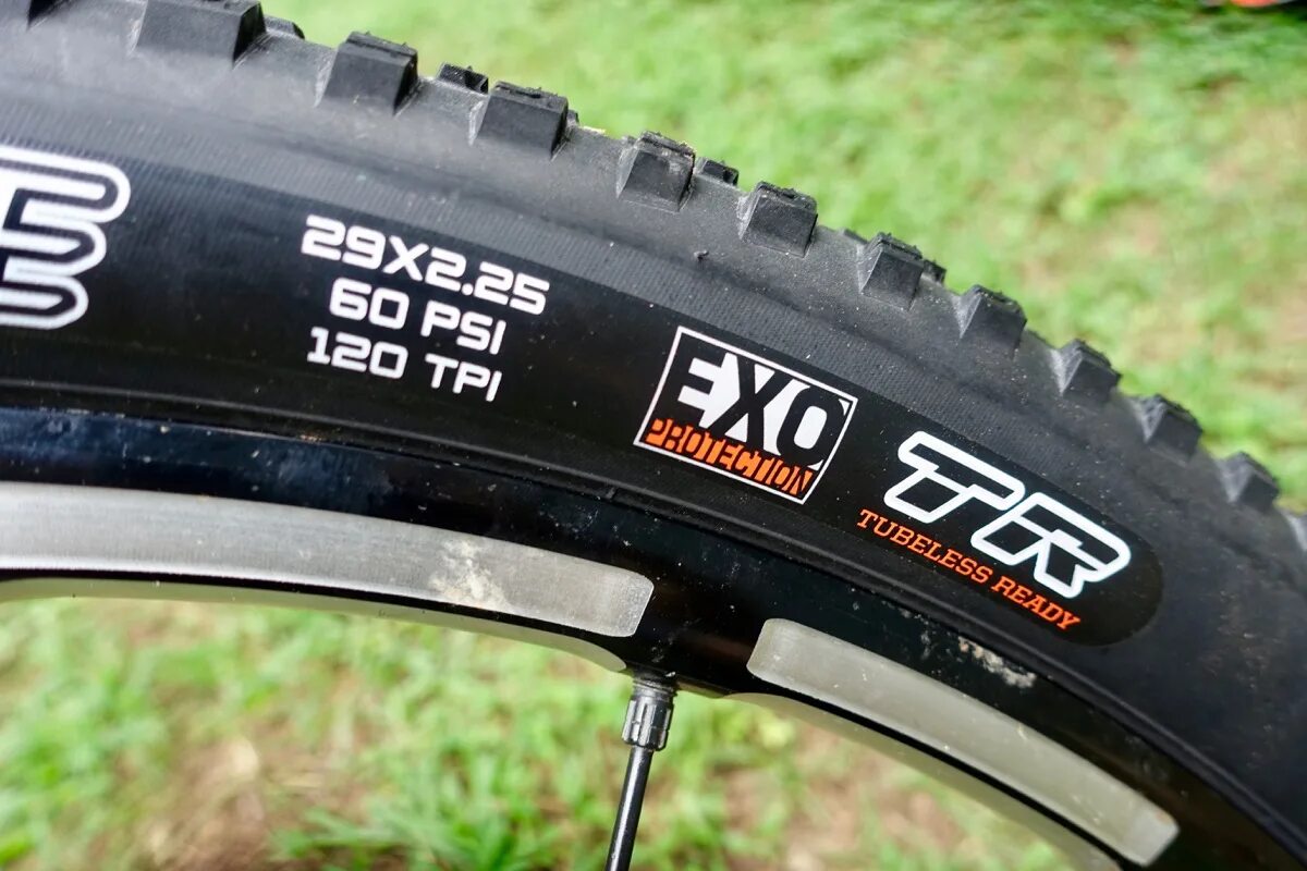Maxxis recon. Maxxis recon race 29 2,25. maxxis recon race 29x2.35. rekon race 29x2.25. maxxis rekon 29x2.25.