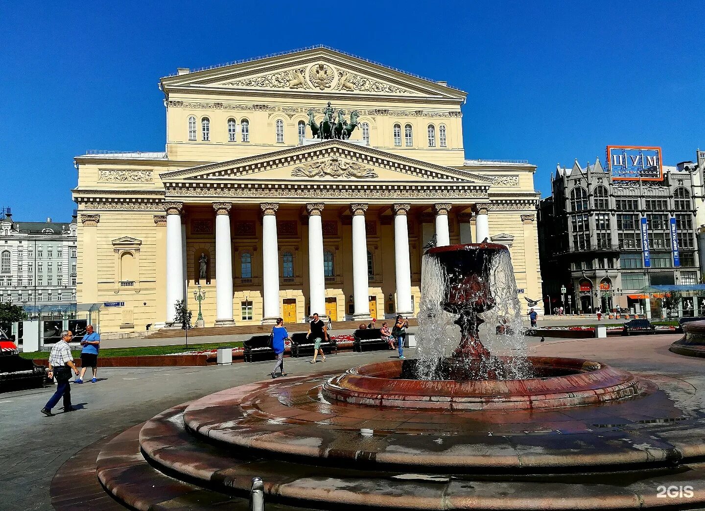 Большой театр (россия). Горького. 2й ярус в большом театре. Большой театр фото. Большой театр малая сцена.