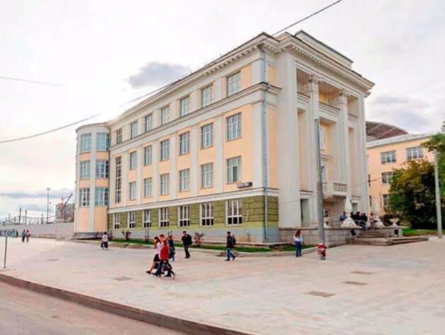 Угму офиц сайт. Угму офиц сайт. Свердловский медицинский университет. Угму логотип прозрачный. Уральский медицинский институт улица екатеринбург.