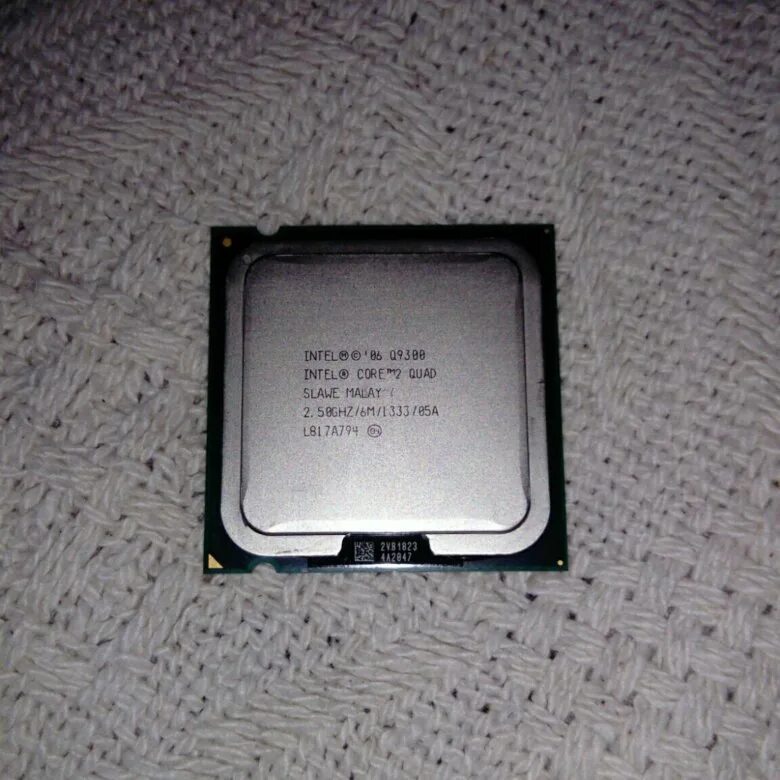 Intel core quad q9300. Core 2 quad q9300. intel core 2 quad 9300. q9300 процессор. самый мощный квад процессор q9300.