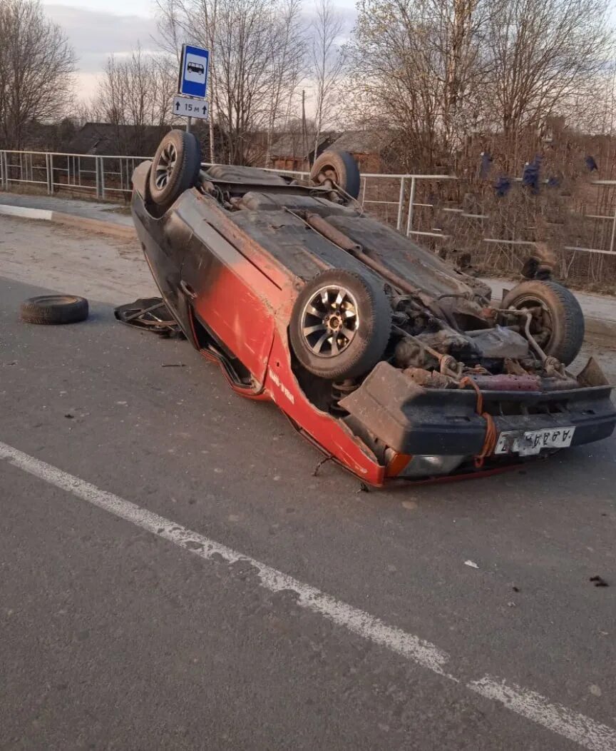 Аварии тутаев. Аварии тутаев. Аварии тутаев. Машина залетела под камаз. Дтп в тутаевском районе за последние сутки сводка.