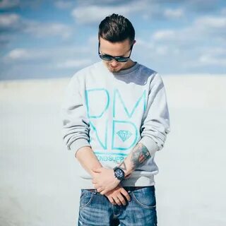Mainstream one
