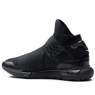 Y 3 история