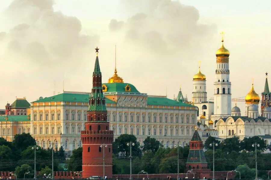 3 июля кремль. Большой кремлёвский дворец вид сверху. кремль 1993. кремль 3d. большой кремлевский дворец крыша.